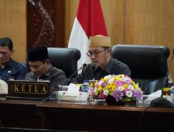 DPRD Kabupaten Sidoarjo Mewakili Fraksi-fraksi sampaikan Pendapat  Terhadap Raperda RPJMD Tahun 2025 – 2029