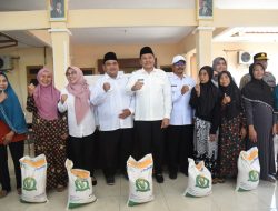 Bupati Dan Wabup Kompak Monitor Penyaluran Bantuan Pangan di Sidoarjo