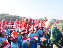 Peringati Hari Anak Nasional, Bunda PAUD se Kabupaten Sidoarjo Deklarasikan 1 Tahun PAUD Pra SD