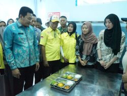 Sidak Makan Bergizi Gratis di Tarik, Bupati Sidoarjo Subandi Tekankan Standar Gizi dan Pemberdayaan Ekonomi Lokal