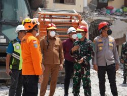 Hari ke-8 Evakuasi Ponpes Al Khoziny, Pemkab dan BNPB Pastikan Penanganan Rampung Besok
