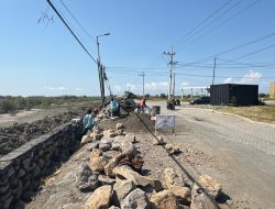 Pemkab Sidoarjo Mulai Garap Betonisasi Ruas Jalan Kalanganyar-Segorotambak