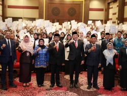 Sebanyak 324 PPPK Sidoarjo Terima SK, Bupati Subandi Minta Tingkatkan Profesionalisme