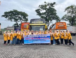 Dharma Wanita Persatuan Unit SMPN 2 Sukodono Sidoarjo Gelar Studi Tiru Ke Industri Bluder