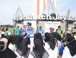 Ribuan Warga  Padati Car Free Day Perdana Di Alun-alun Sidoarjo.