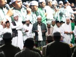 Bupati Sidoarjo Hadiri Haul dan Harlah Pesantren Progresif Bumi Shalawat