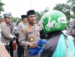 Polresta Sidoarjo bersama IJTI Bagikan Takjil untuk Masyarakat
