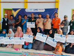 PLN UIT JBM Salurkan Energi Berkah Peternak Ayam Gili Timur di Madura
