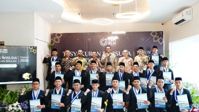 PLN Gelar Wisuda Mahasantri PeTIK Jombang, Wujudkan Generasi Unggul dari Amanah Zakat
