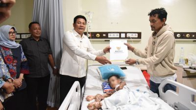 Bupati Pastikan Perawatan Intensif M. Izzan di RSUD R.T. Notopuro