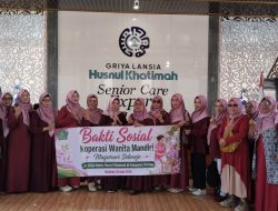 Koperasi Wanita Mandiri Magersari Sidoarjo Kunjungi Griya Lansia Husnul Khotimah Malang