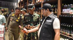 Bupati  Subandi Tindak Tegas,Tutup Tiga Toko Miras  Di Sidoarjo
