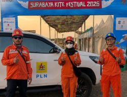 PLN UIT JBM Kawal Keseruan Surabaya Kite Festival dengan Kesiapsiagaan Kelistrikan
