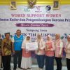 Dorong Pemberdayaan UMKM, PLN UIT JBM Dukung Pengembangan Batik Tin Gundih di Surabaya