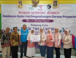 Dorong Pemberdayaan UMKM, PLN UIT JBM Dukung Pengembangan Batik Tin Gundih di Surabaya