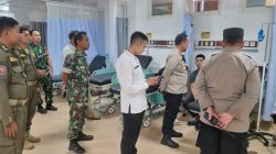 Kapolsek Sidoarjo Kota Jenguk Santri Putat dalam Perawatan Medis